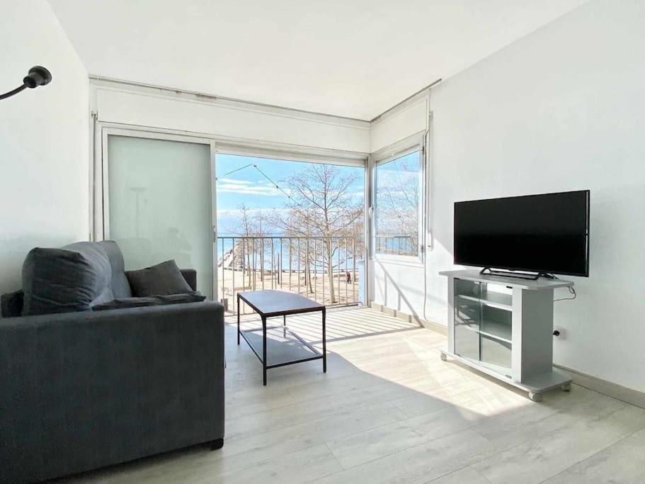 Estudio Frente Al Mar En Roses Con Vistas Luaran gambar
